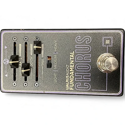 Used Walrus Audio FUNDAMENTAL CHORUS Effect Pedal
