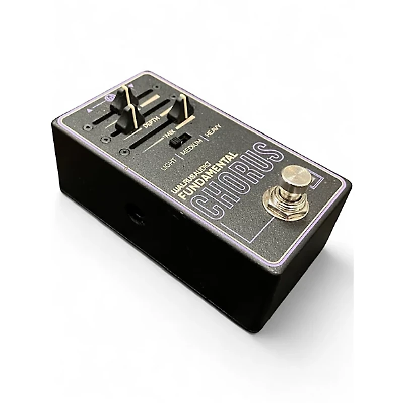 Used Walrus Audio FUNDAMENTAL CHORUS Effect Pedal