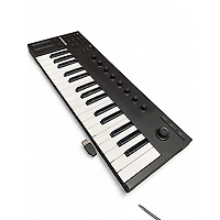 Used Native Instruments KOMPLETE KONTROL M32 MIDI Controller