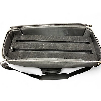 Used Pedaltrain metro 24 Pedal Board