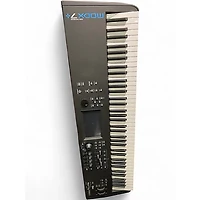 Used Yamaha modx7+ Synthesizer