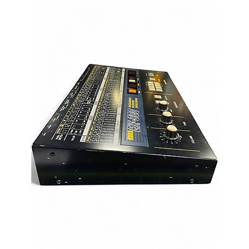 Used KORG ex800 Synthesizer