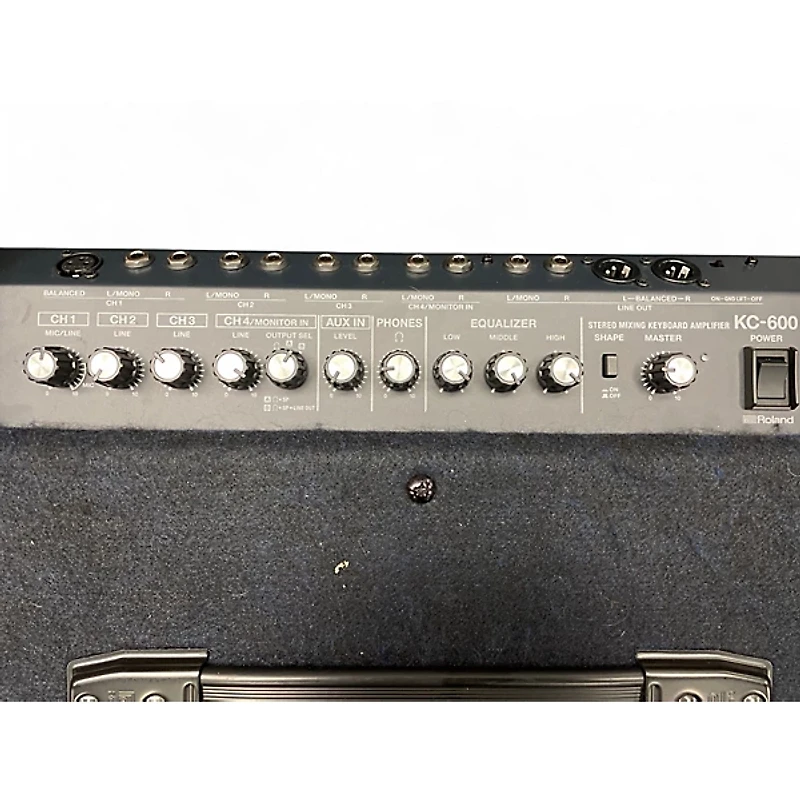 Used Roland KC600 Keyboard Amp