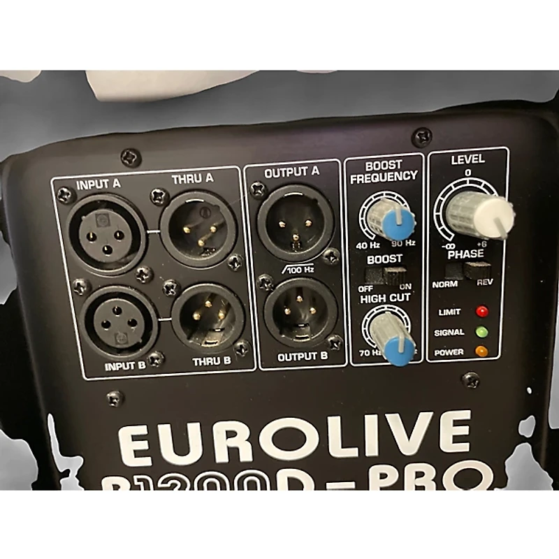 Used Behringer Eurolive B1200D Pro Powered Subwoofer