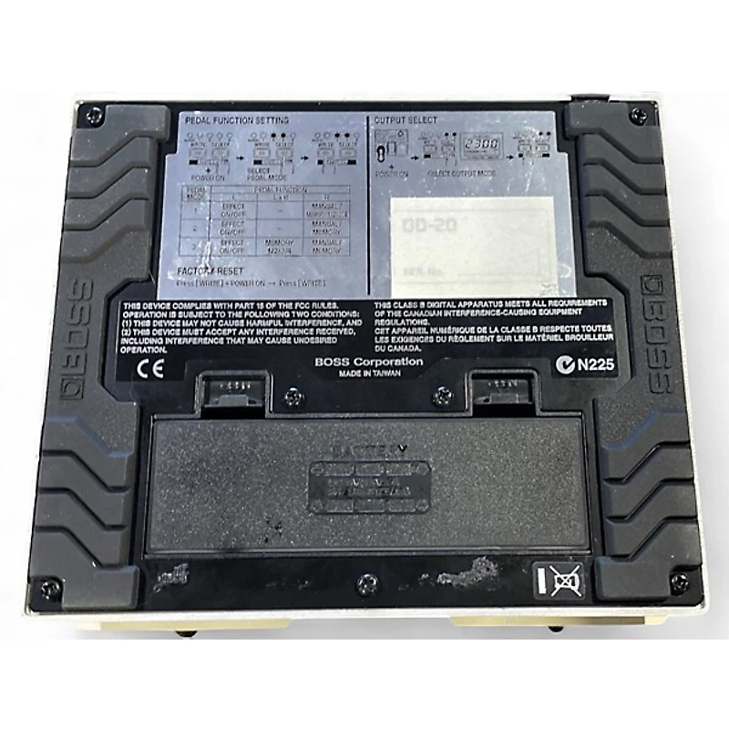 Used BOSS DD20 Giga Delay Effect Pedal
