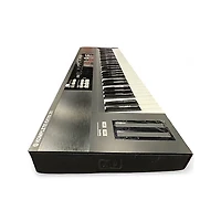 Used Native Instruments Komplete Kontrol S61 MIDI Controller