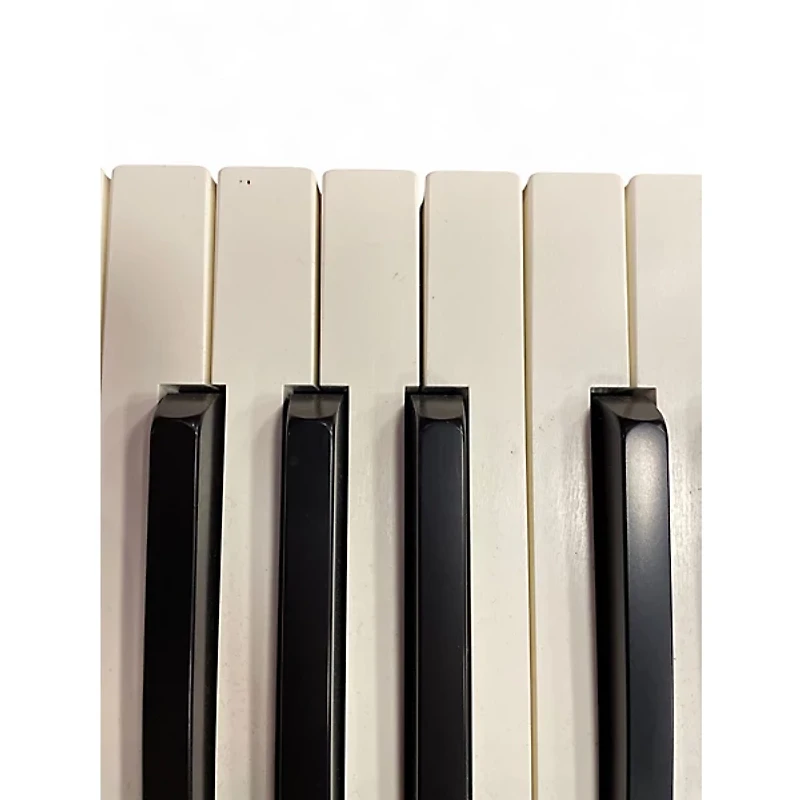 Used Roland FP10 Portable Keyboard