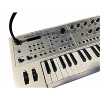 Used Roland JD-Xi Synthesizer
