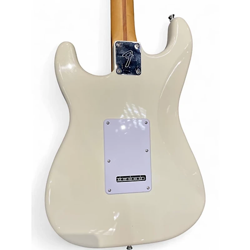 Used Fender Player Stratocaster White Solid Body Electric Guitar