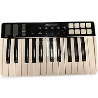 Used IK Multimedia  iRig Keys I/O 25 MIDI Controller