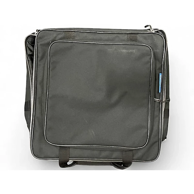 Used Pedaltrain XD18 Pedal Board