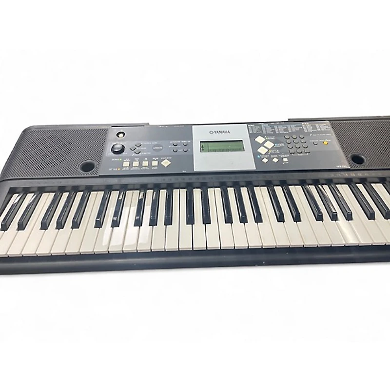 Used Yamaha YPT230 61 Key Portable Keyboard