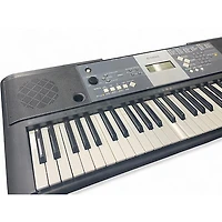Used Yamaha YPT230 61 Key Portable Keyboard