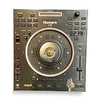Used Numark v7 USB Turntable