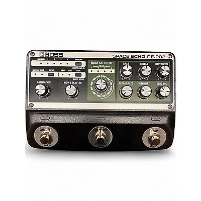Used BOSS re 202 space echo Effect Pedal