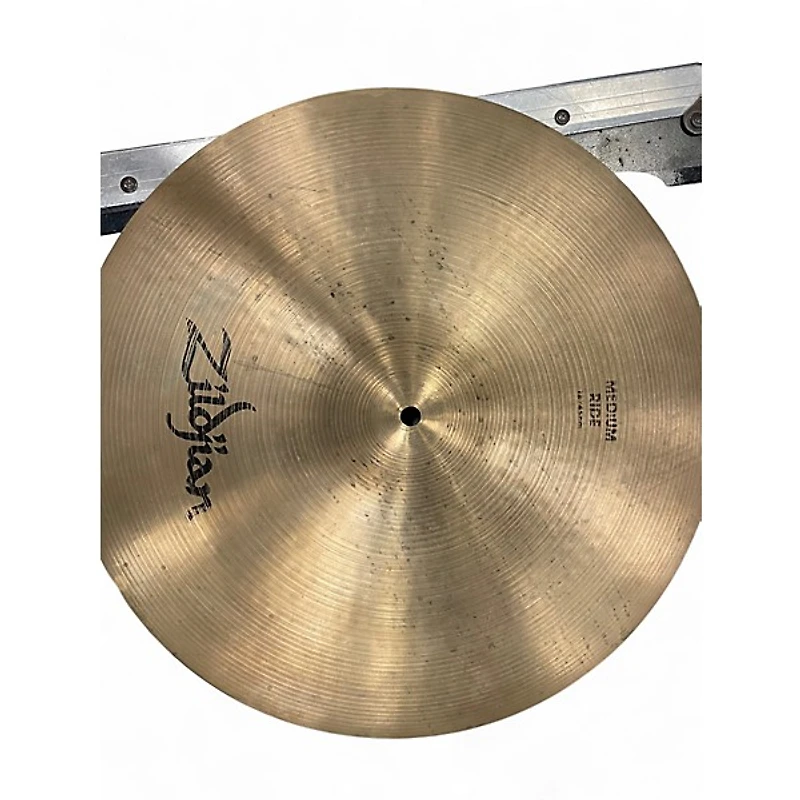 Used Zildjian 18in Medium Ride Cymbal