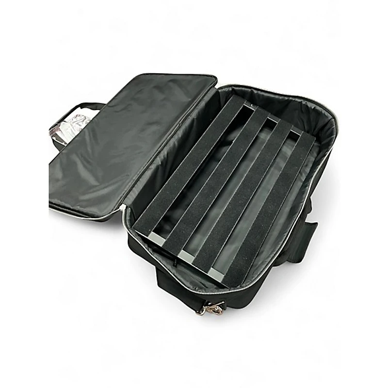 Used Pedaltrain CLASSIC 2 Pedal Board