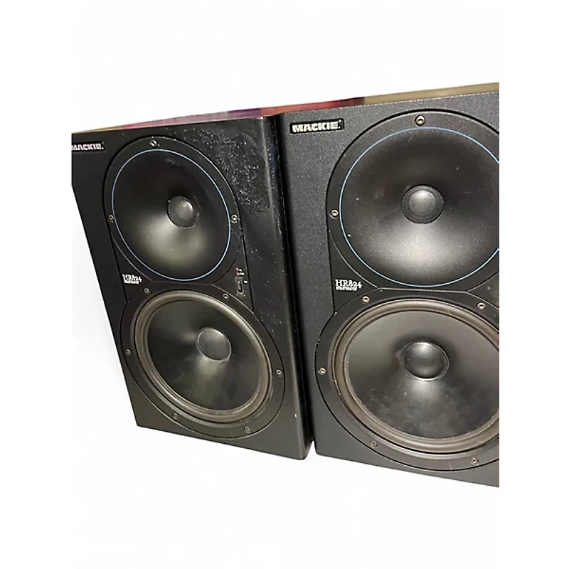 Used Mackie HR824 Pair Powered Monitor