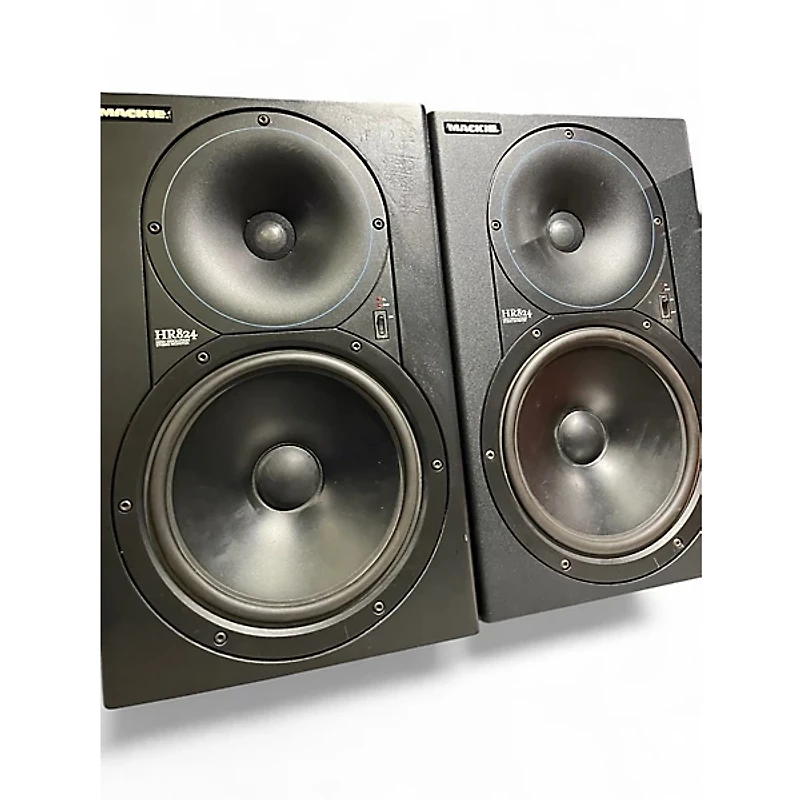 Used Mackie HR824 Pair Powered Monitor