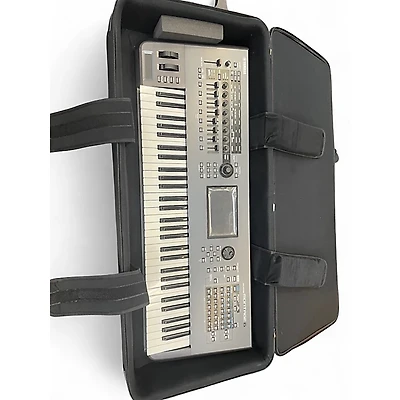 Used Yamaha montage 6 61 key Synthesizer