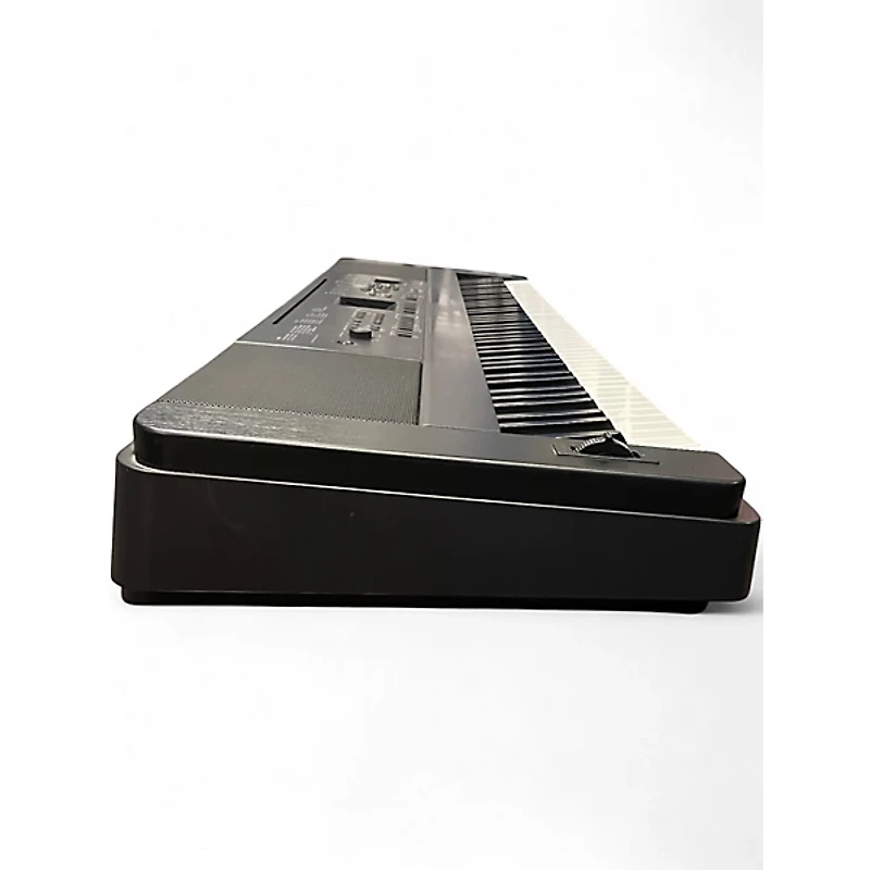 Used Yamaha DGX660 Portable Keyboard