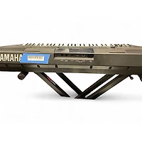 Used Yamaha PSRE463 61 key Portable Keyboard