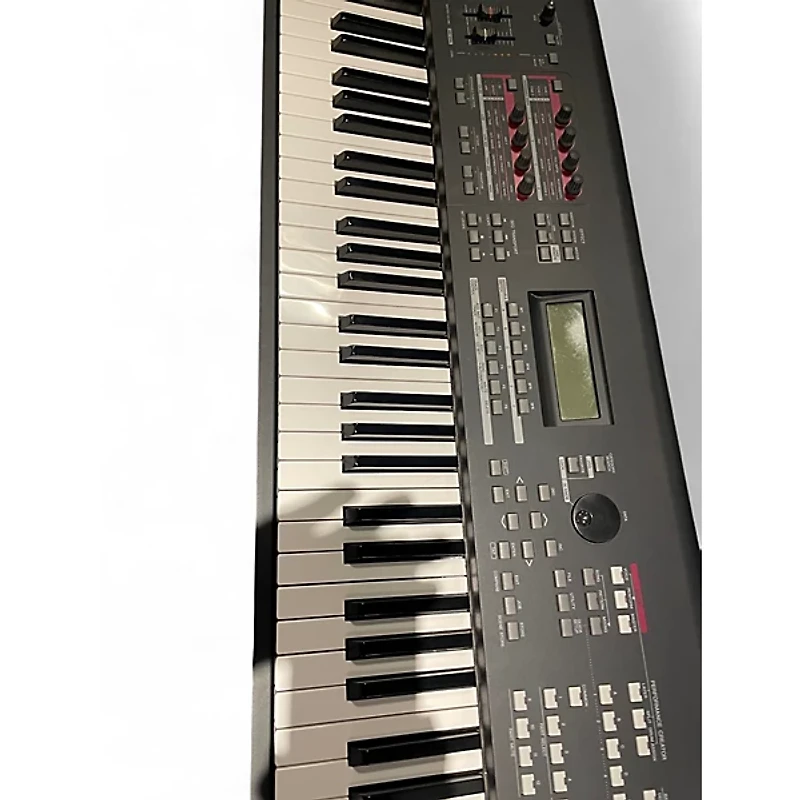 Used Yamaha MOXF8 88 Key Keyboard Workstation