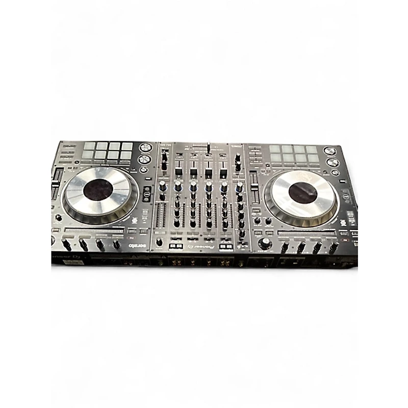 Used 2018 Pioneer DJ DDJSZ2 DJ Controller