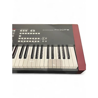 Used Yamaha MOXF8 88 Key Keyboard Workstation