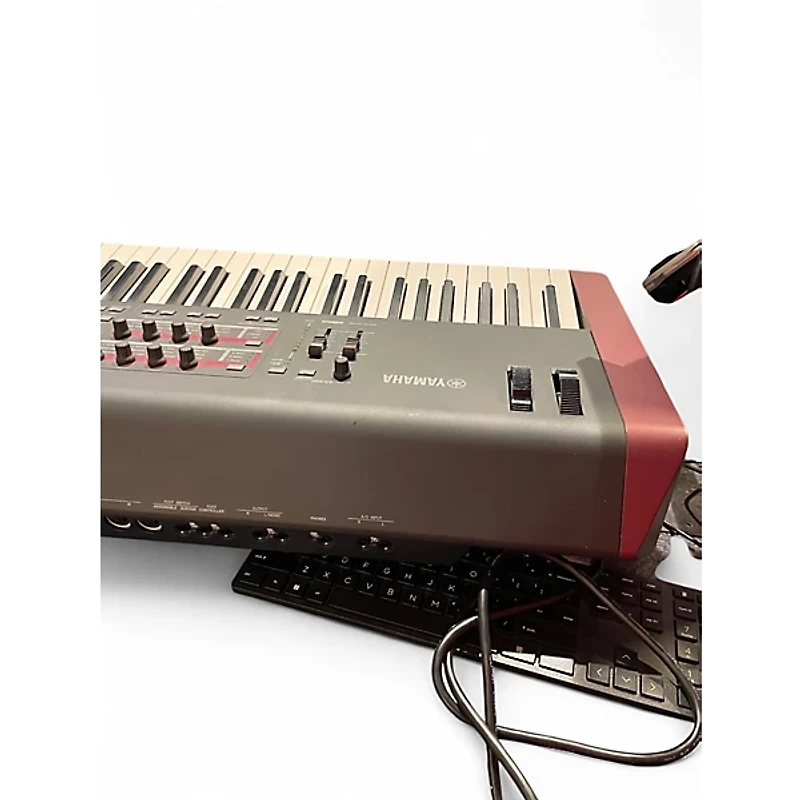 Used Yamaha MOXF8 88 Key Keyboard Workstation