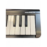 Used KORG MicroKey 25 USB MIDI Controller