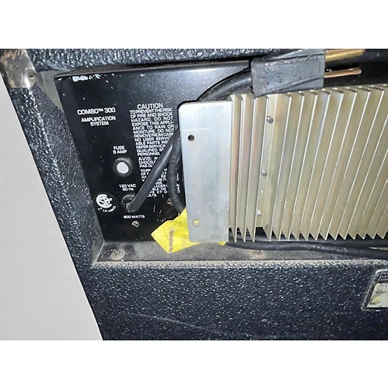 Used Peavey COMBO 300 Bass Combo Amp