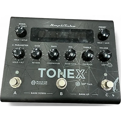Used Amplitube ToneX Effect Processor