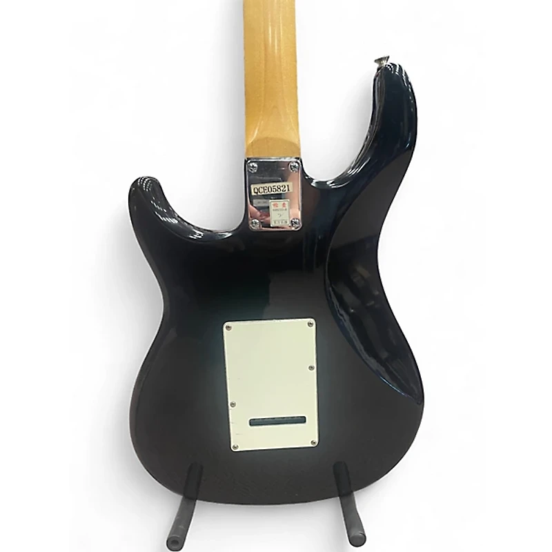 Used Peavey Raptor Plus Black  Solid Body Electric Guitar