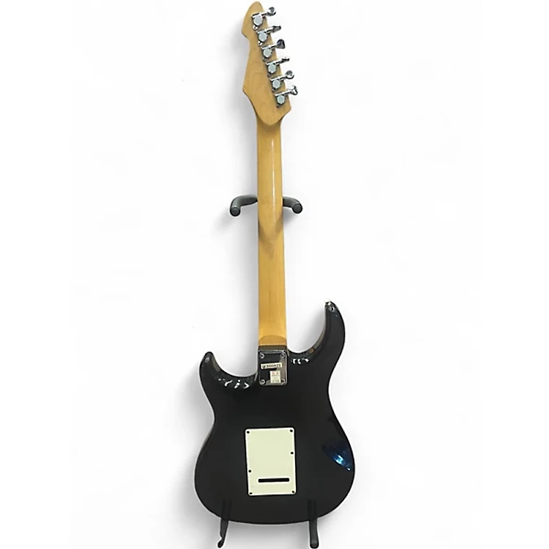 Used Peavey Raptor Plus Black  Solid Body Electric Guitar