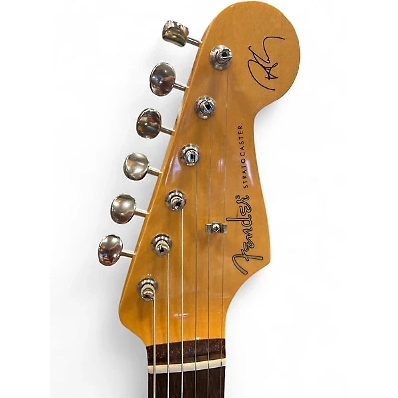 Used Fender Artist Series Robert Cray Stratocaster Silver Solid Body Electric Guitar