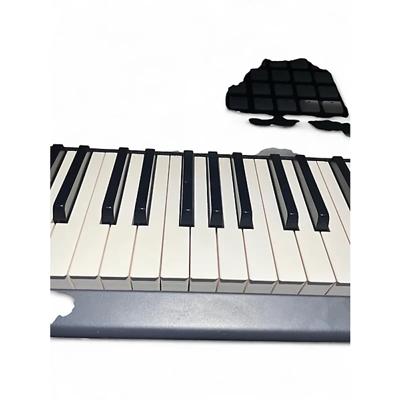 Used Roland Fantom S88 Keyboard Workstation