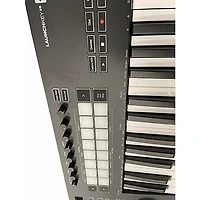 Used Novation Launchkey 25 Key MIDI Controller