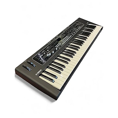 Used Yamaha CK61 Synthesizer
