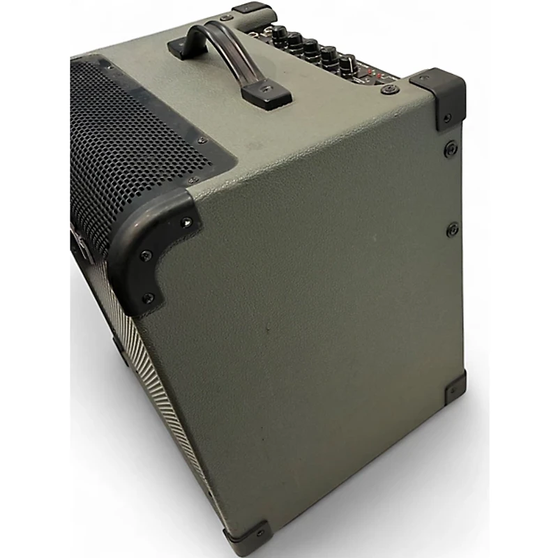 Used Peavey max 100 Bass Combo Amp