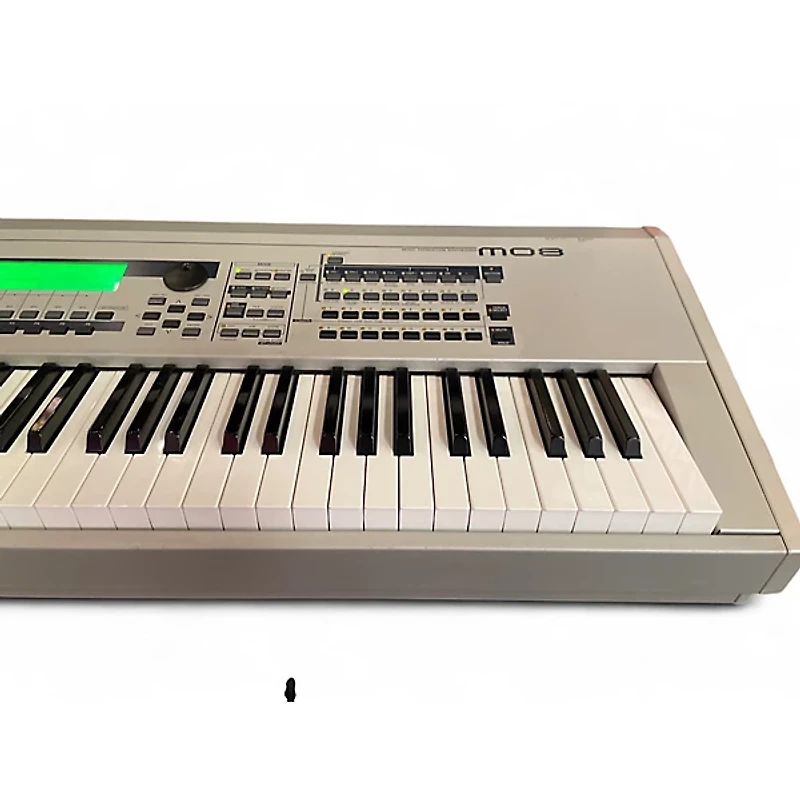 Used Yamaha MO8 88 Key Keyboard Workstation