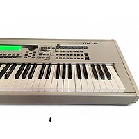 Used Yamaha MO8 88 Key Keyboard Workstation