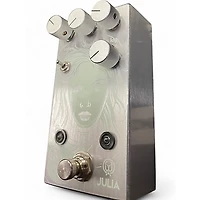 Used Walrus Audio Julia Analog Chorus Effect Pedal