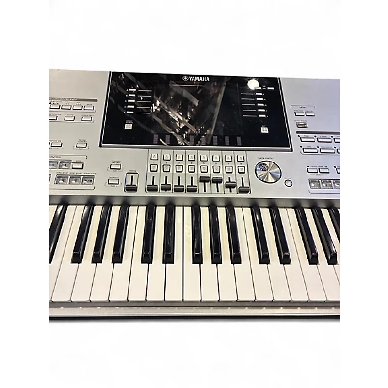 Used Yamaha Tyros 5 61 Key Arranger Keyboard
