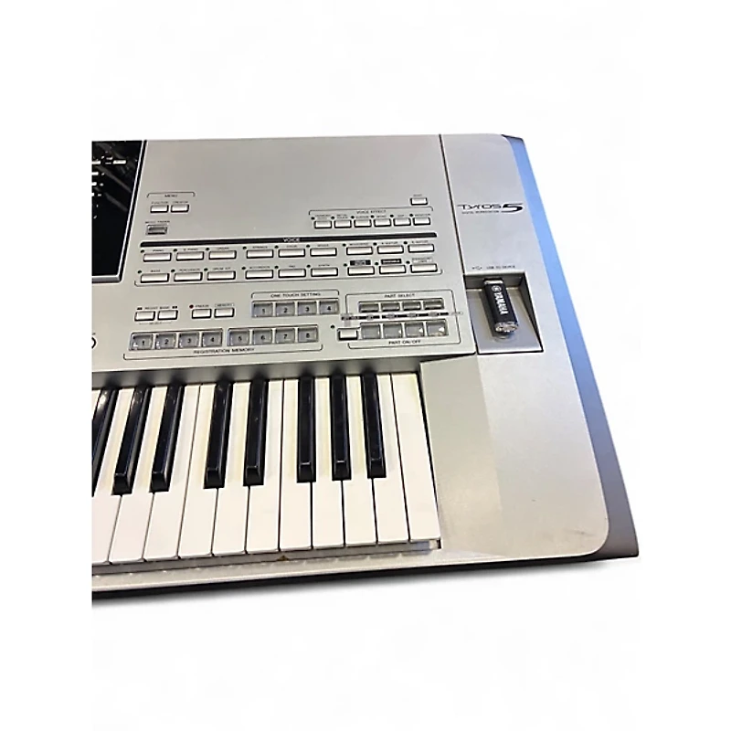 Used Yamaha Tyros 5 61 Key Arranger Keyboard