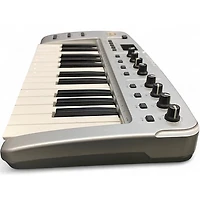 Used M-Audio Oxygen 25 Key MIDI Controller