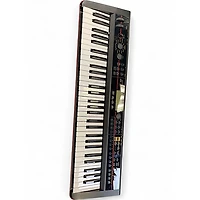 Used KORG Kross 61 Key Keyboard Workstation