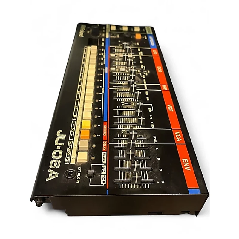 Used Roland ju-06a Synthesizer