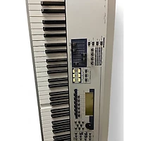 Used Yamaha MO8 88 Key Keyboard Workstation