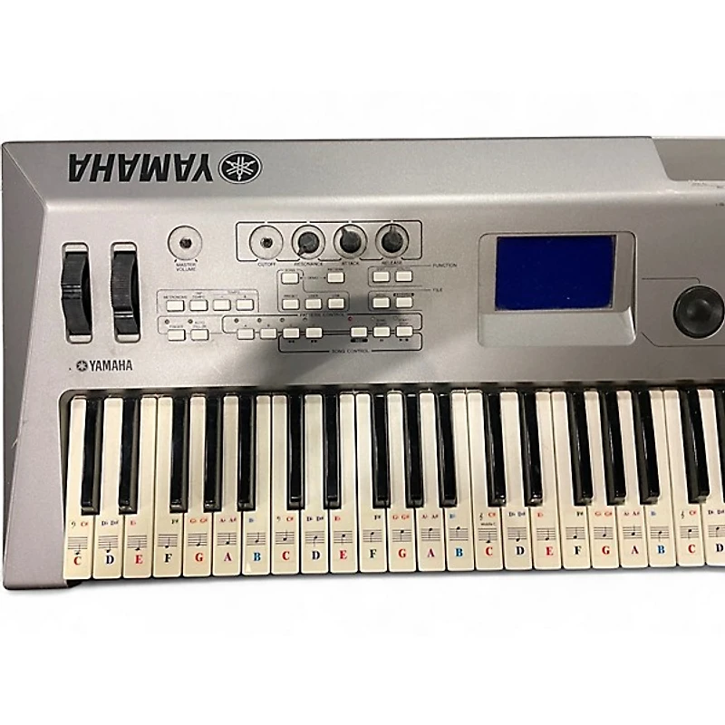 Used Yamaha MM6 61 Key Keyboard Workstation